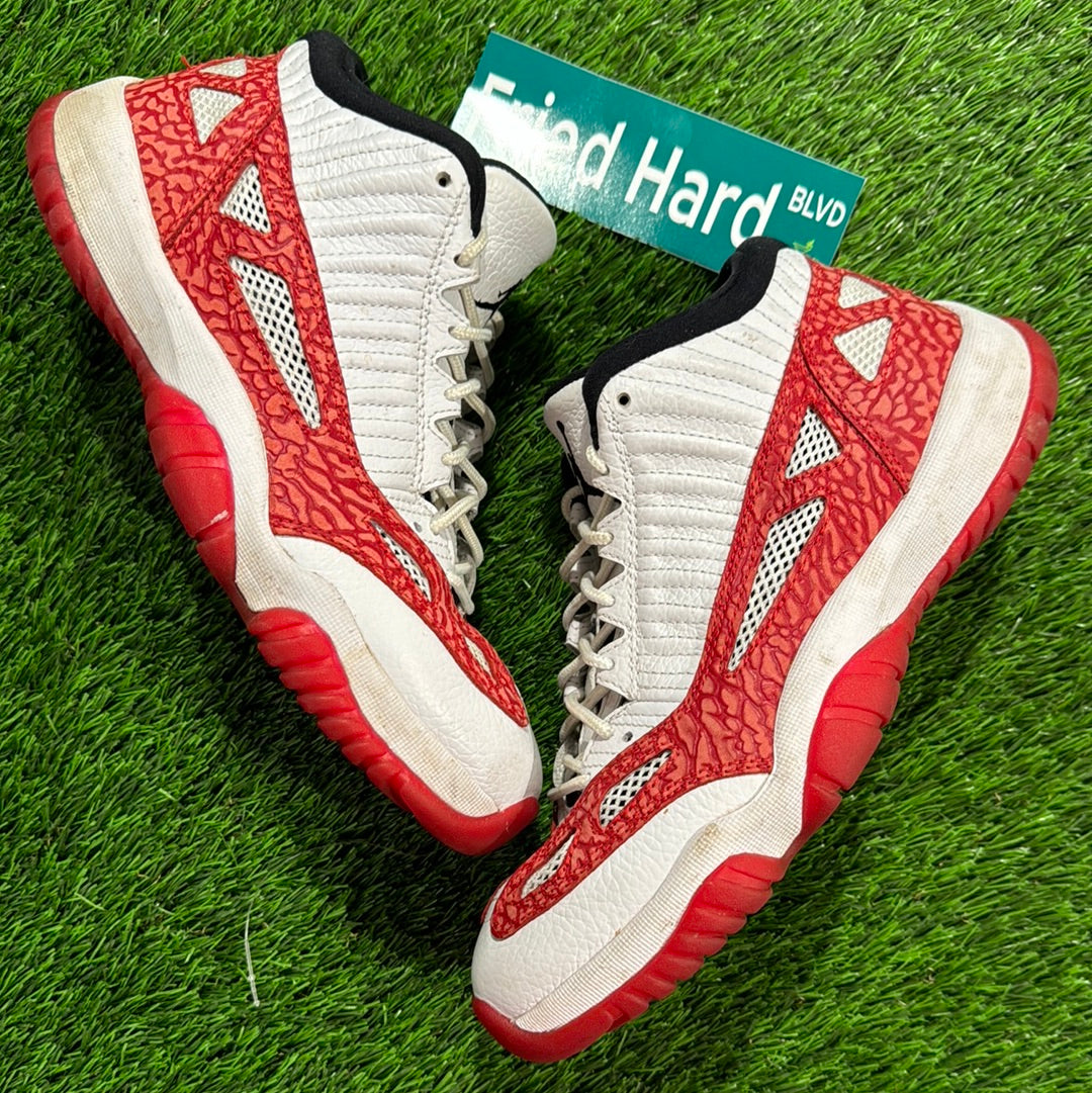 Jordan 11 outlet ie gym red