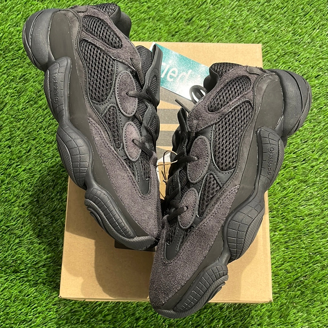 Adidas yeezy 500 hotsell utility black resell price