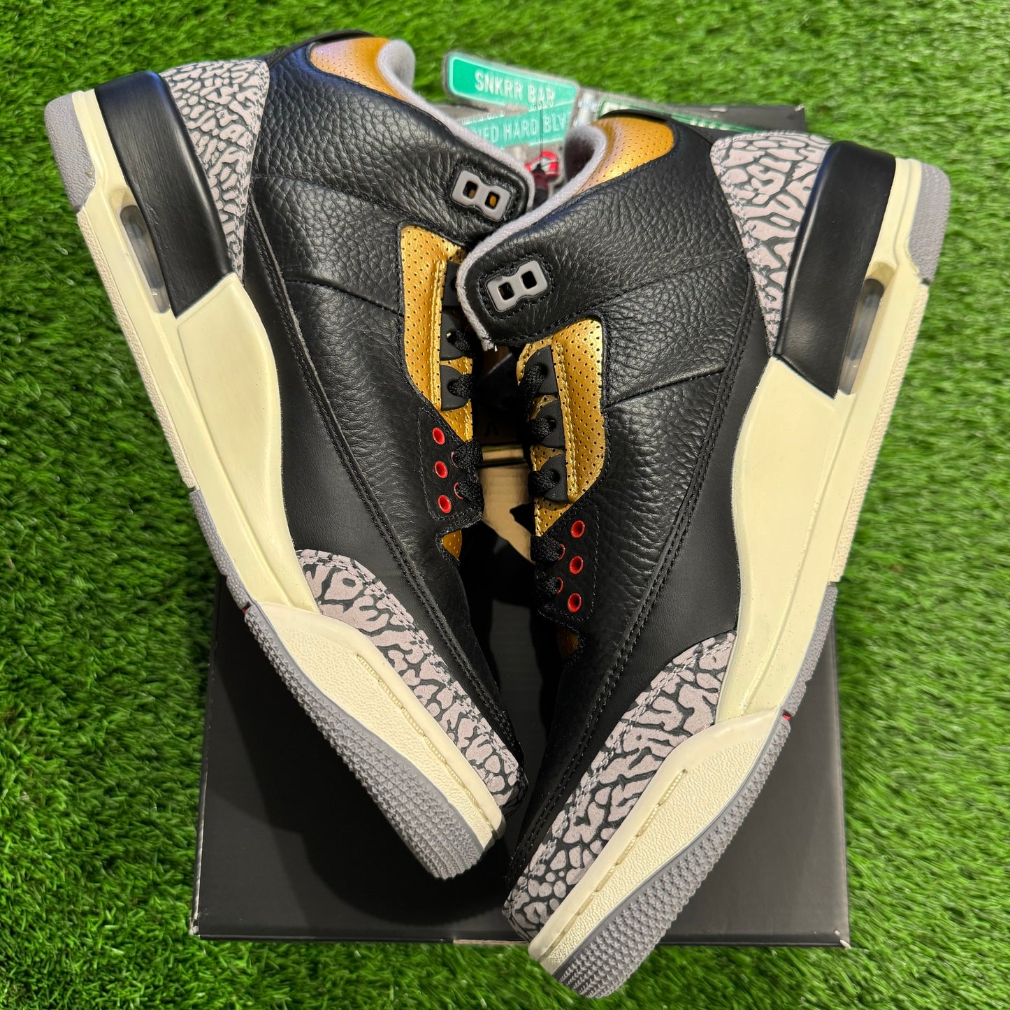 Wmns Air Jordan 3 Retro 'Black Gold'