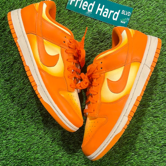 Wmns Dunk Low 'Magma Orange'