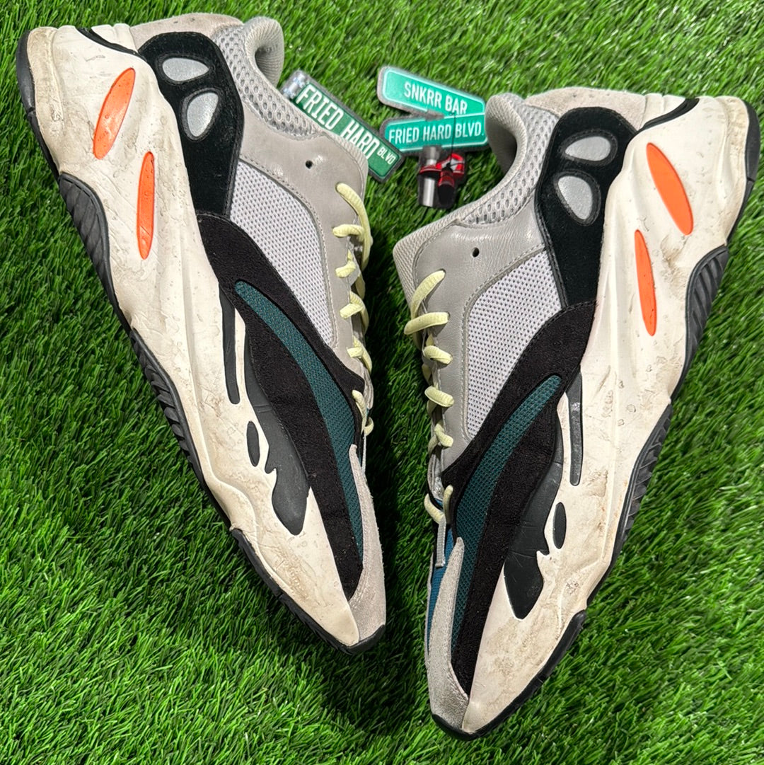 Yeezy Boost 700 'Wave Runner' 2023