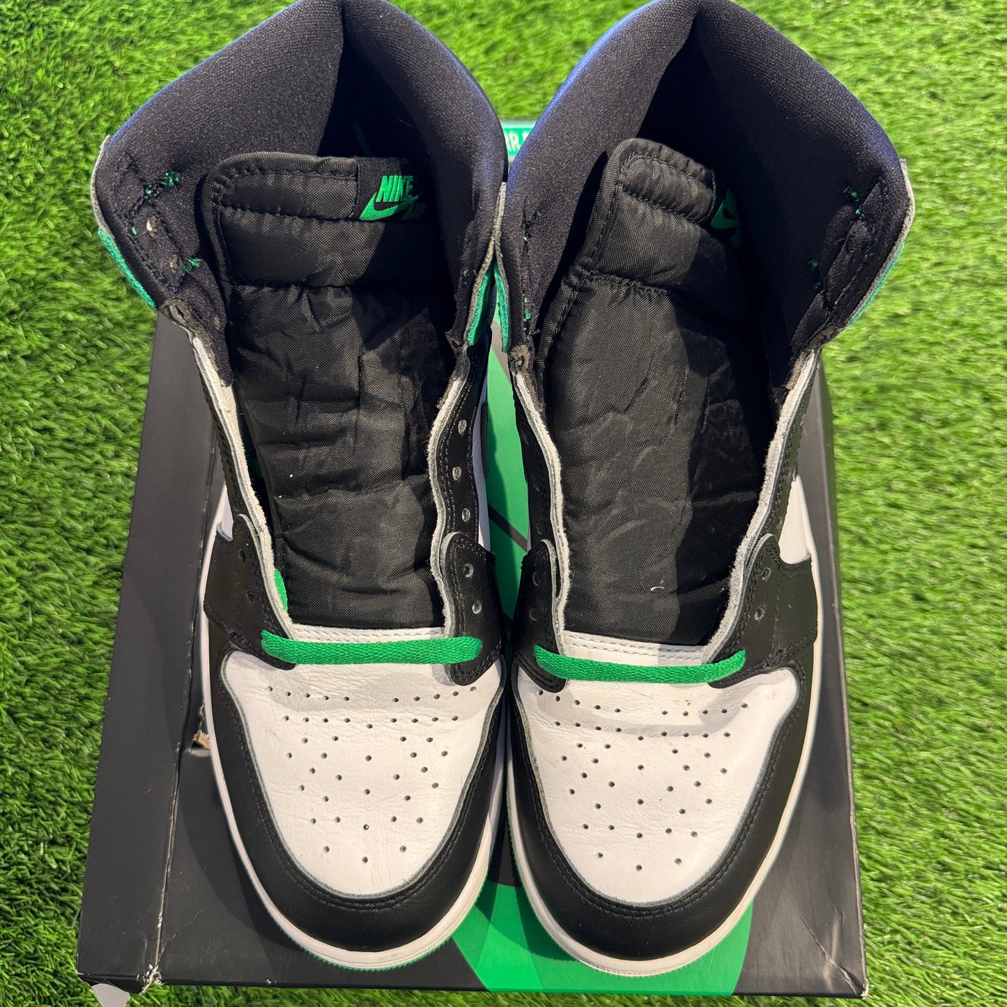 Air Jordan 1 Retro High OG 'Lucky Green'