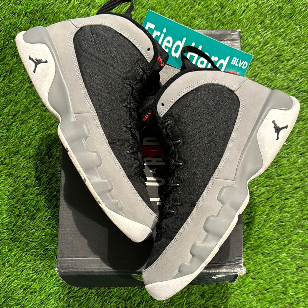 Air Jordan 9 Retro GS 'Particle Grey'