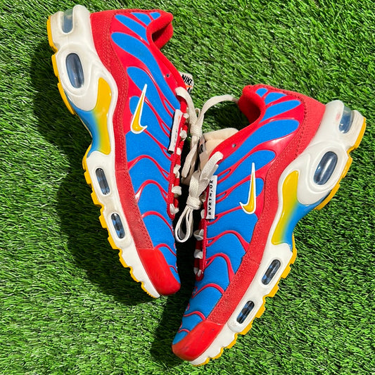 Air Max Plus SE 'Running Club - University Red Light Photo Blue'