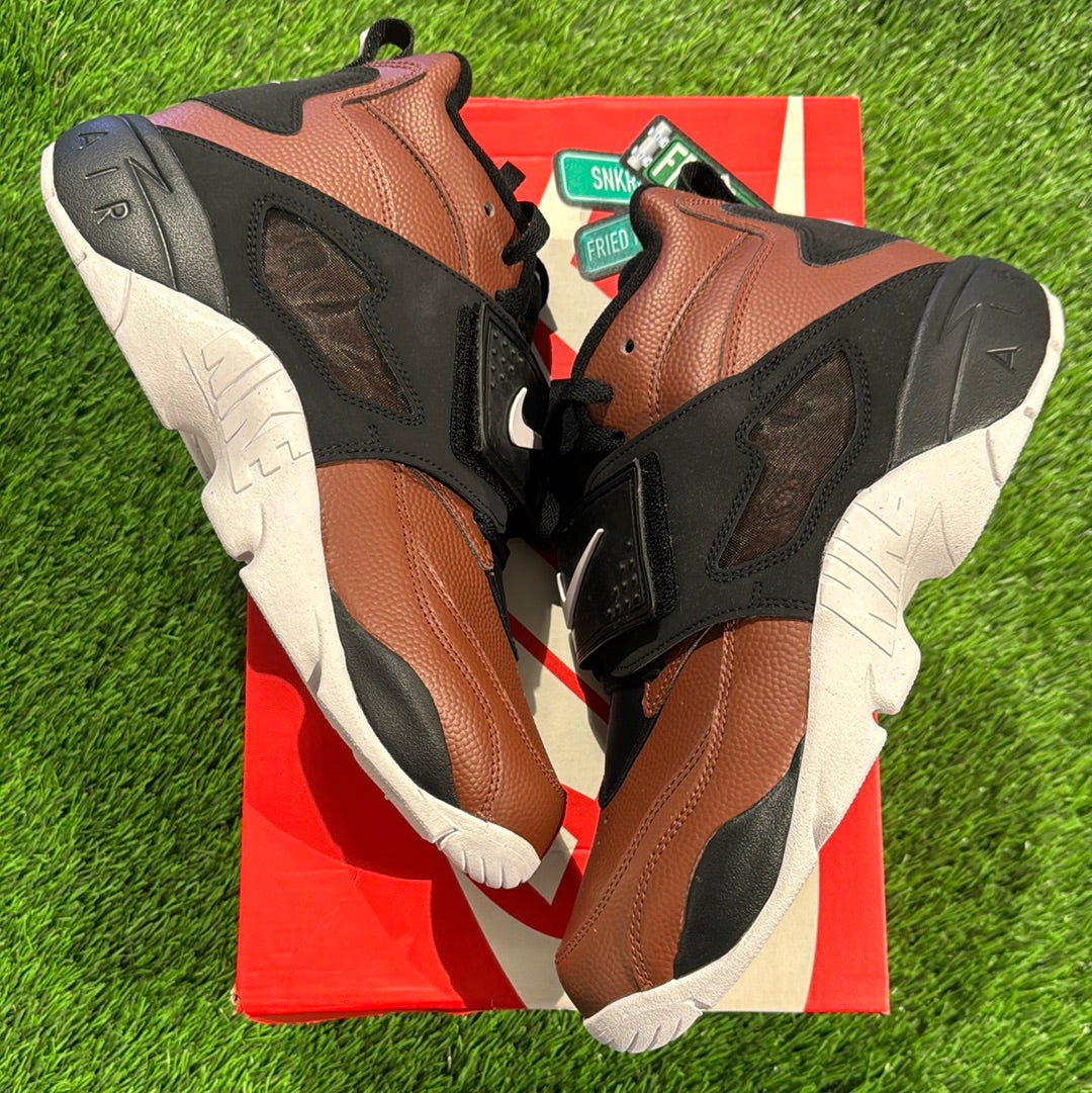 Air Diamond Turf 'Football'