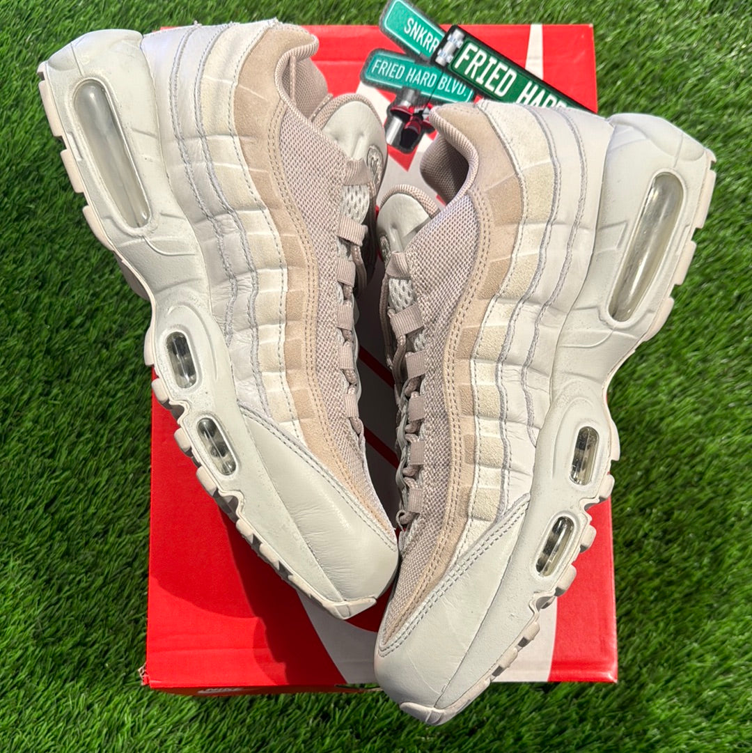 Air Max 95 Essential 'Light Bone'