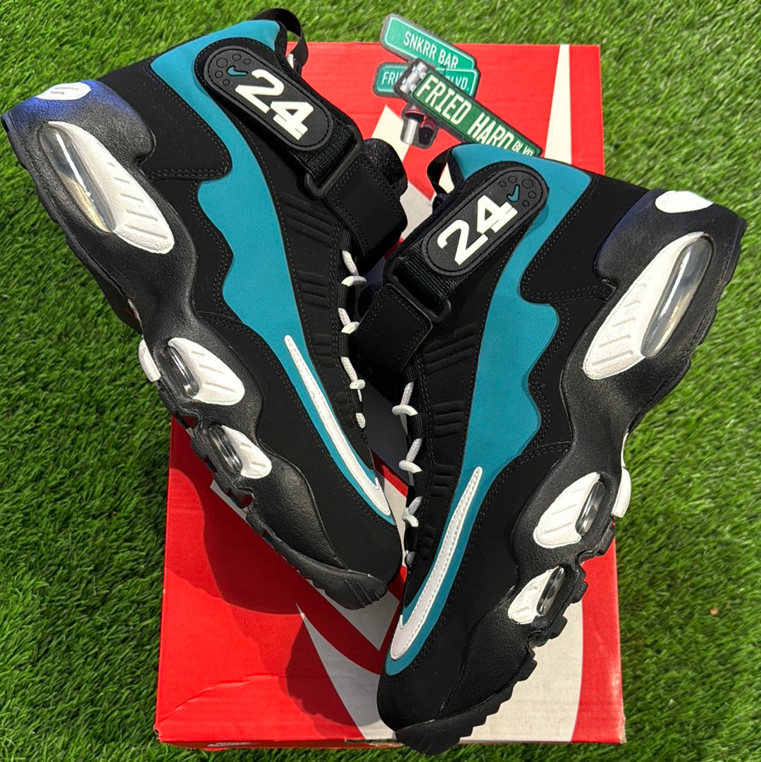 Air Griffey Max 1 'Black Freshwater' 2021