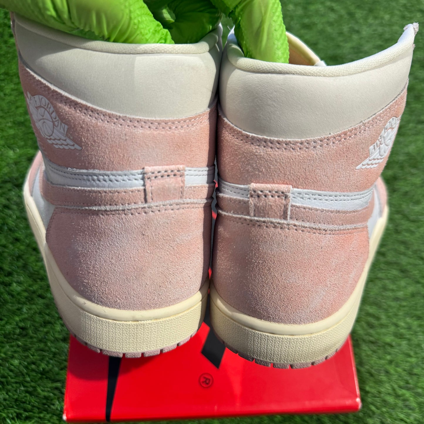 Wmns Air Jordan 1 Retro High OG 'Washed Pink'