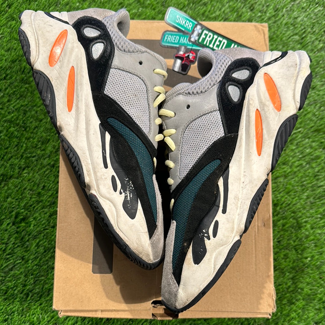 Yeezy Boost 700 'Wave Runner' 2023