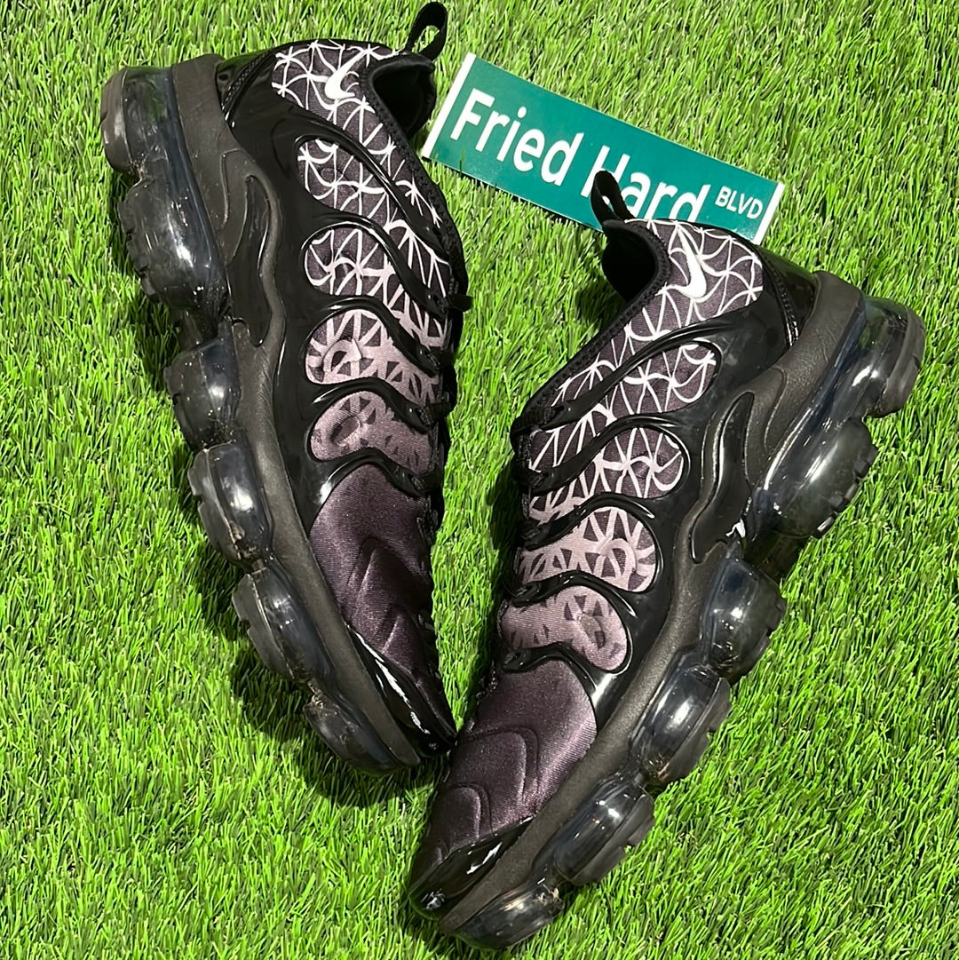 Air VaporMax Plus 'Geometric'