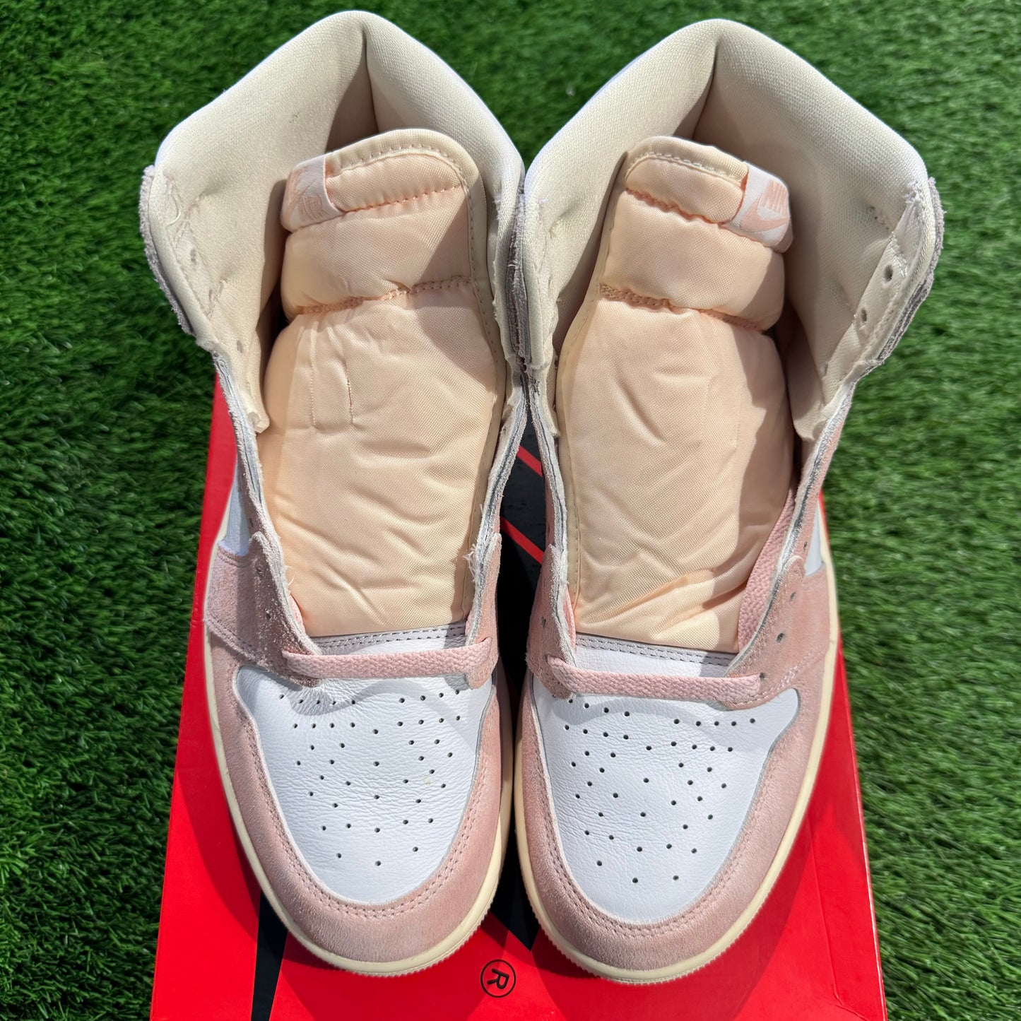 Wmns Air Jordan 1 Retro High OG 'Washed Pink'