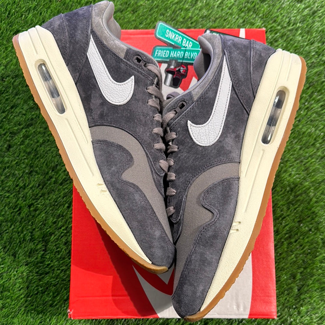 Air Max 1 Premium 'Crepe - Soft Grey'