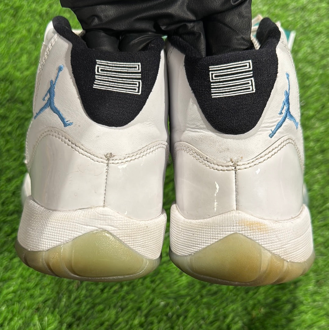 Air Jordan 11 BG 'Legend Blue'