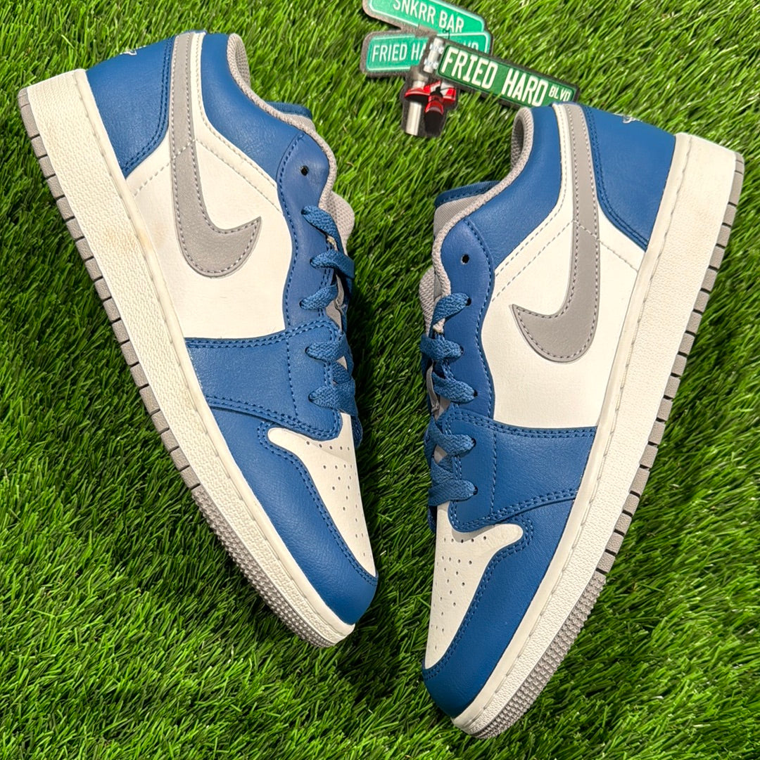 Air Jordan 1 Low GS 'True Blue Cement'