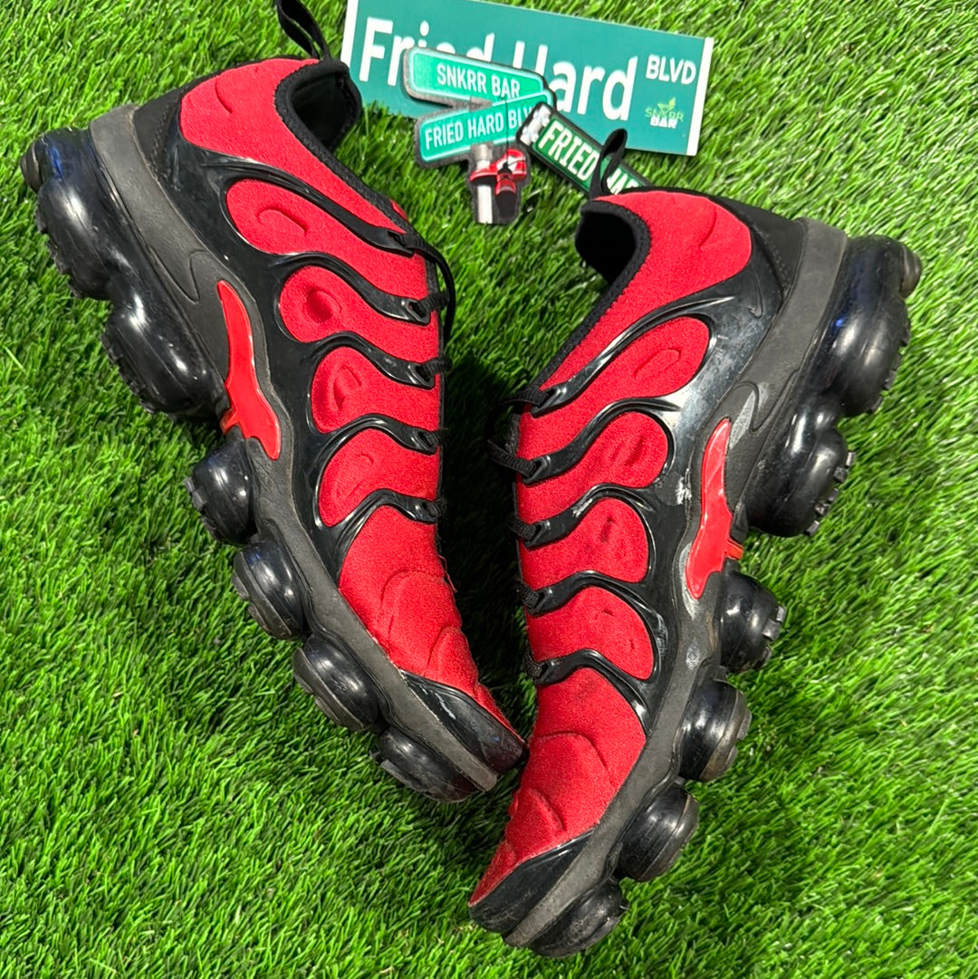 Air VaporMax Plus 'University Red'