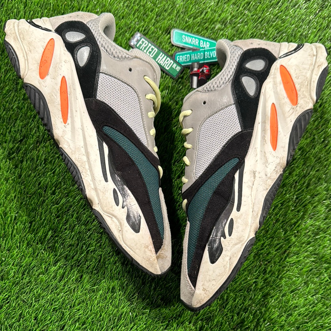 Yeezy Boost 700 'Wave Runner' 2023