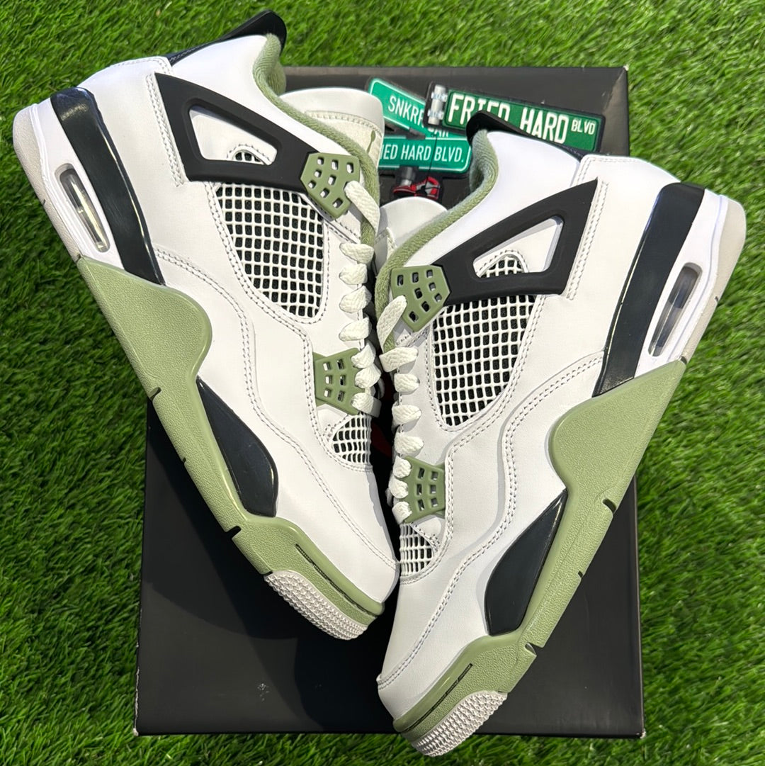 Wmns Air Jordan 4 Retro 'Seafoam'