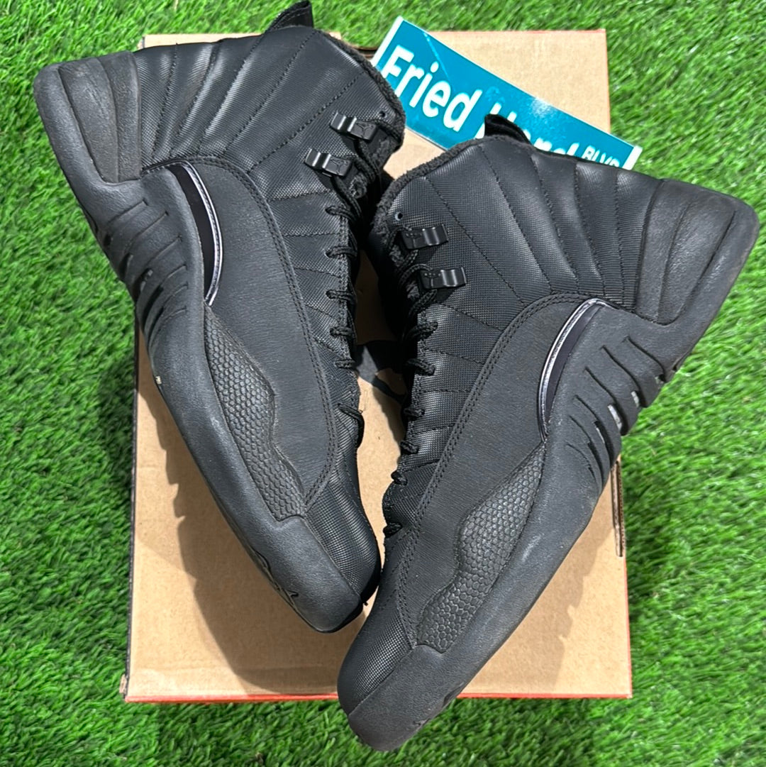 Jordan 12 triple outlet black