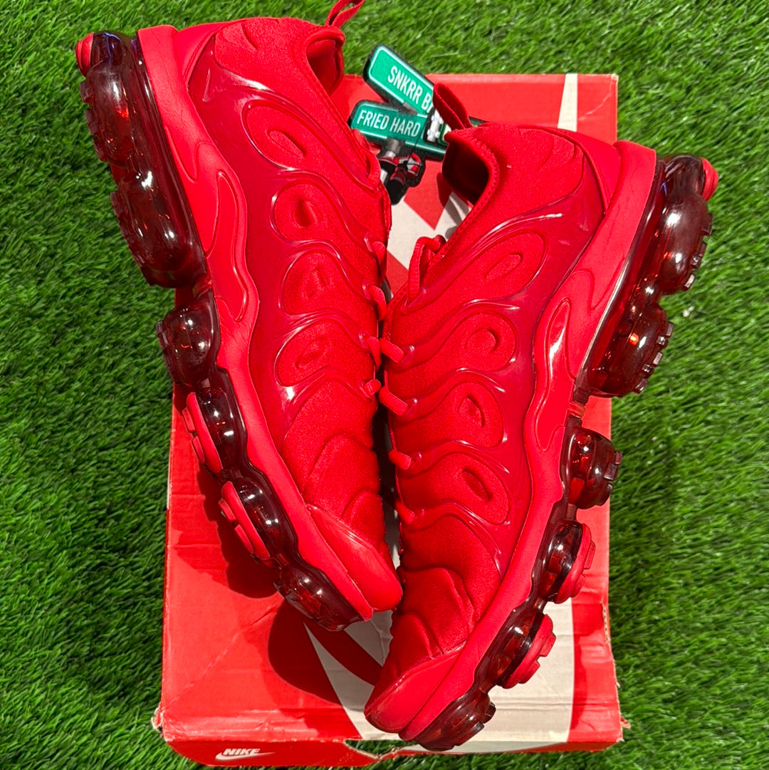 Air VaporMax Plus 'Triple Red'