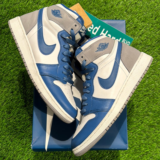 Air Jordan 1 Retro High OG GS 'True Blue'