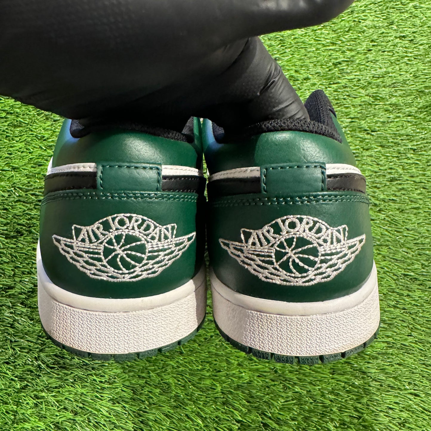 Air Jordan 1 Low 'Green Toe'