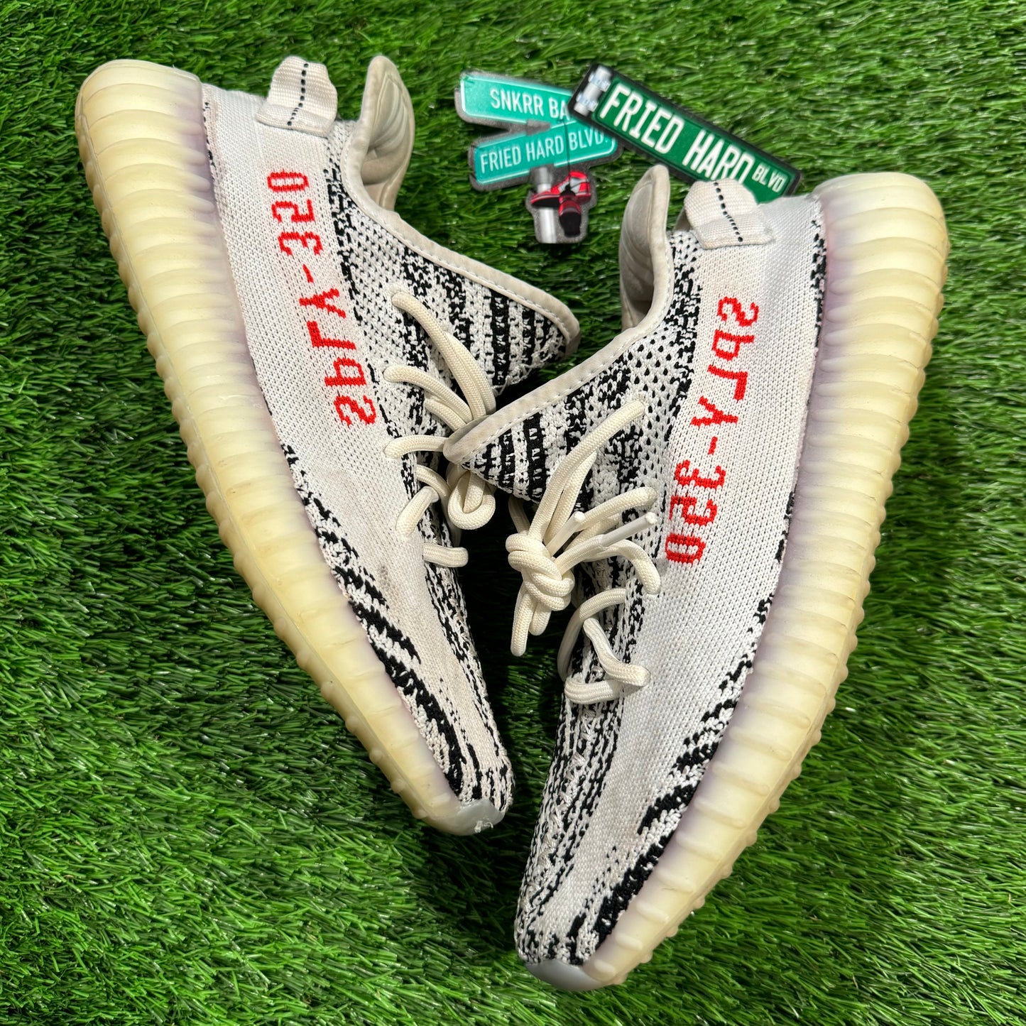 Yeezy Boost 350 V2 'Zebra' 2022/2023