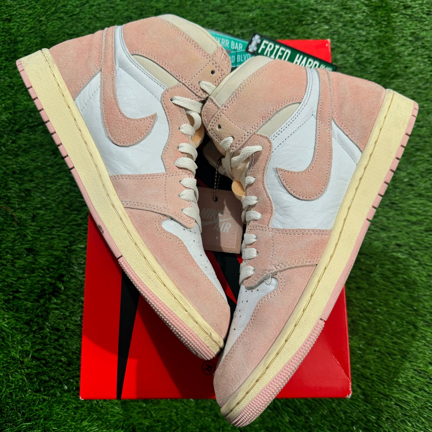 Wmns Air Jordan 1 Retro High OG 'Washed Pink'