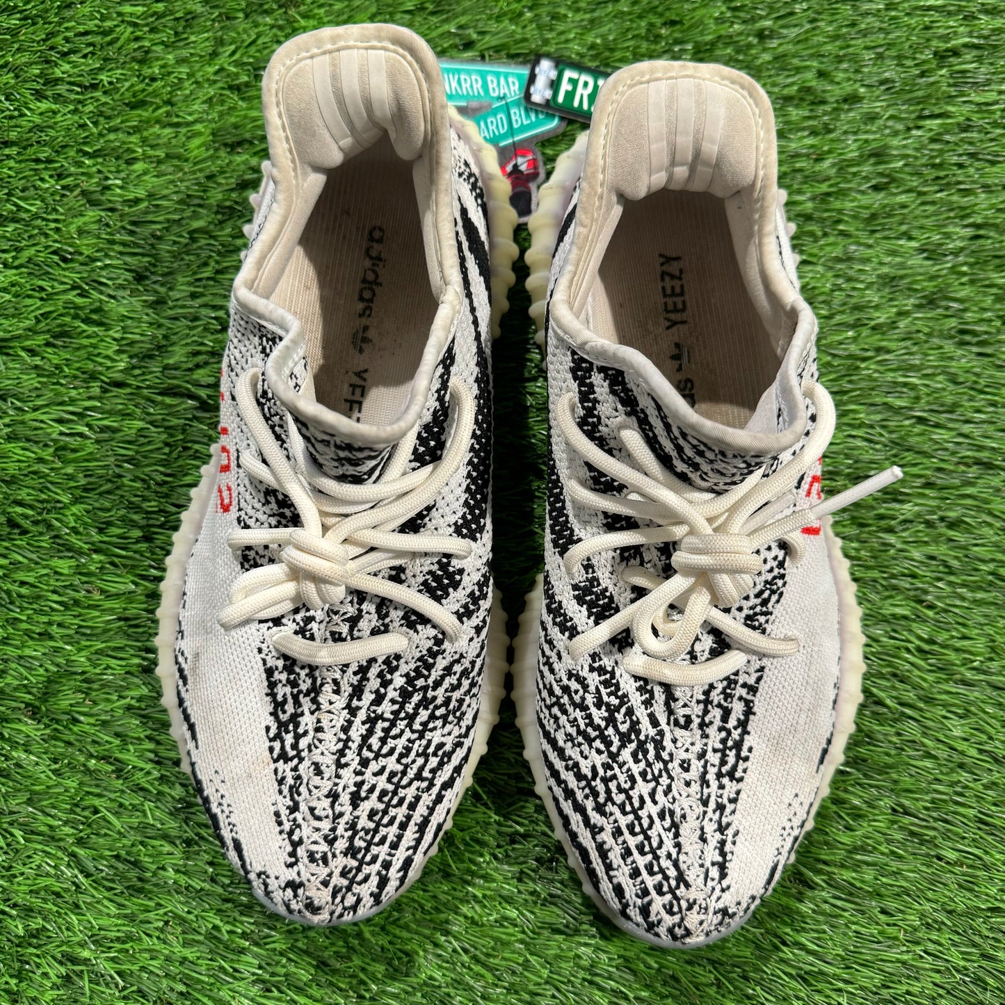 Yeezy Boost 350 V2 'Zebra' 2022/2023