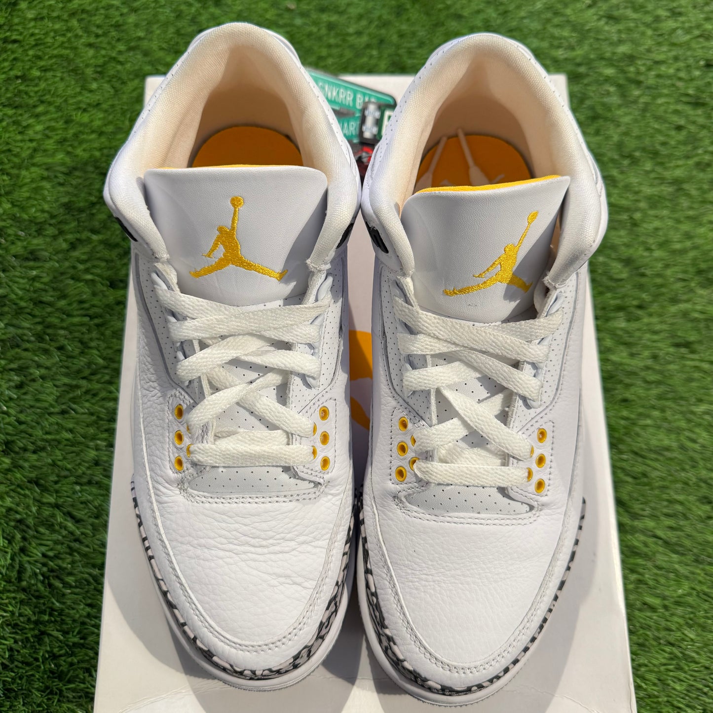 Wmns Air Jordan 3 Retro 'Laser Orange'