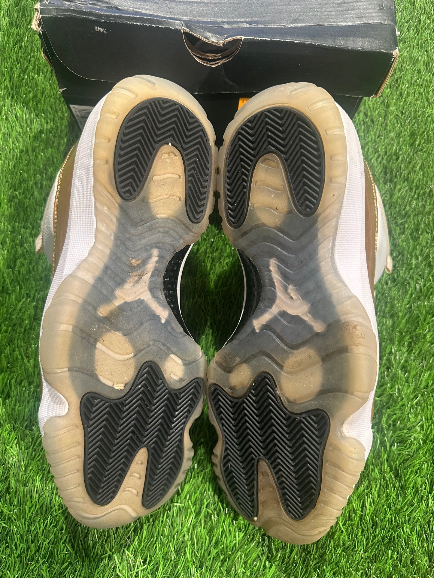 Jordan 11 Retro Low Closing Ceremony