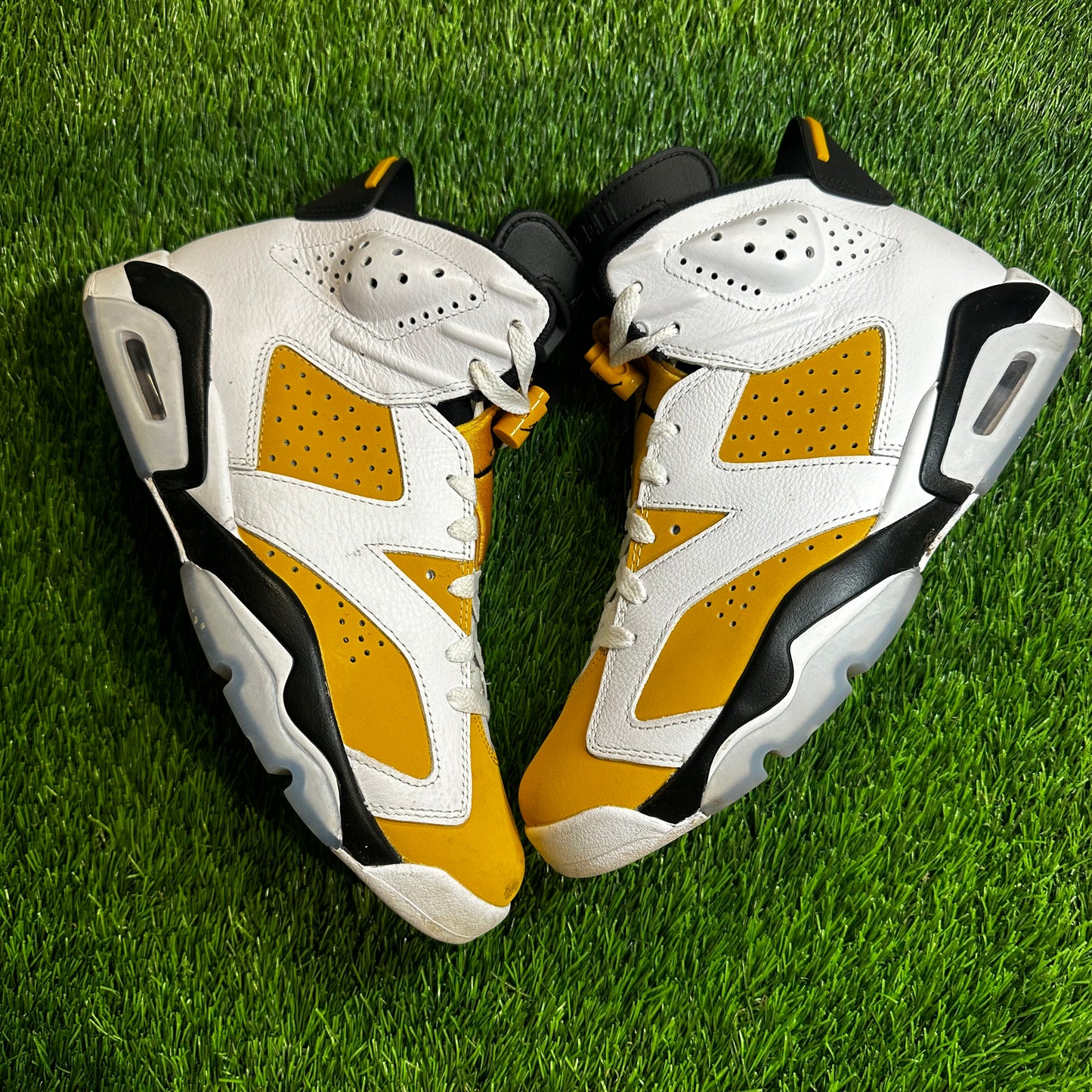 Jordan 6 Retro Yellow Ochre