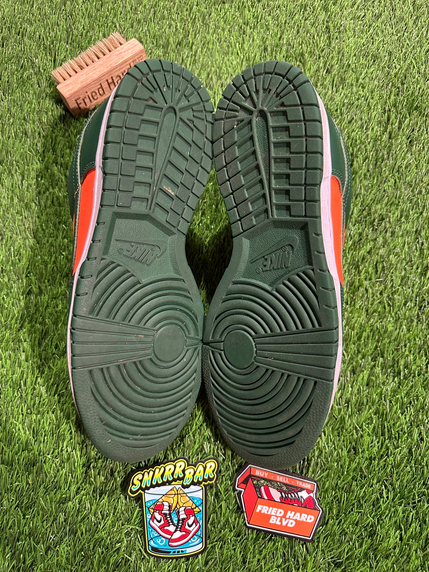 Nike Dunk Low Retro Miami Hurricanes