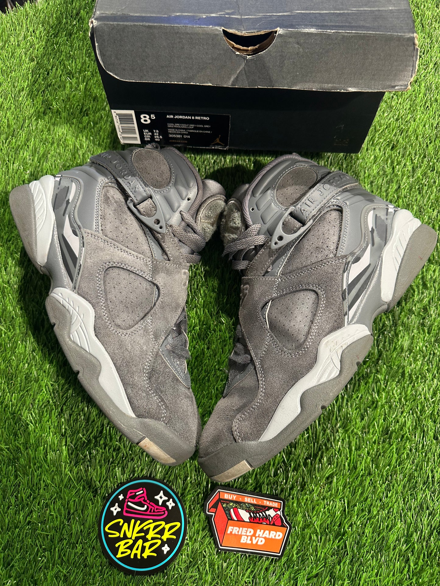 Jordan 8 Retro Cool Grey