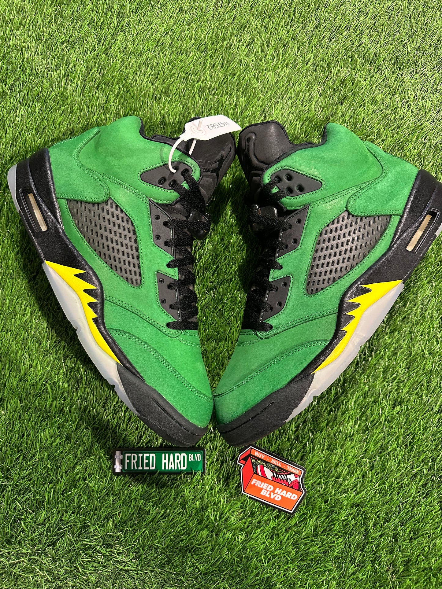 Jordan 5 Retro SE Oregon