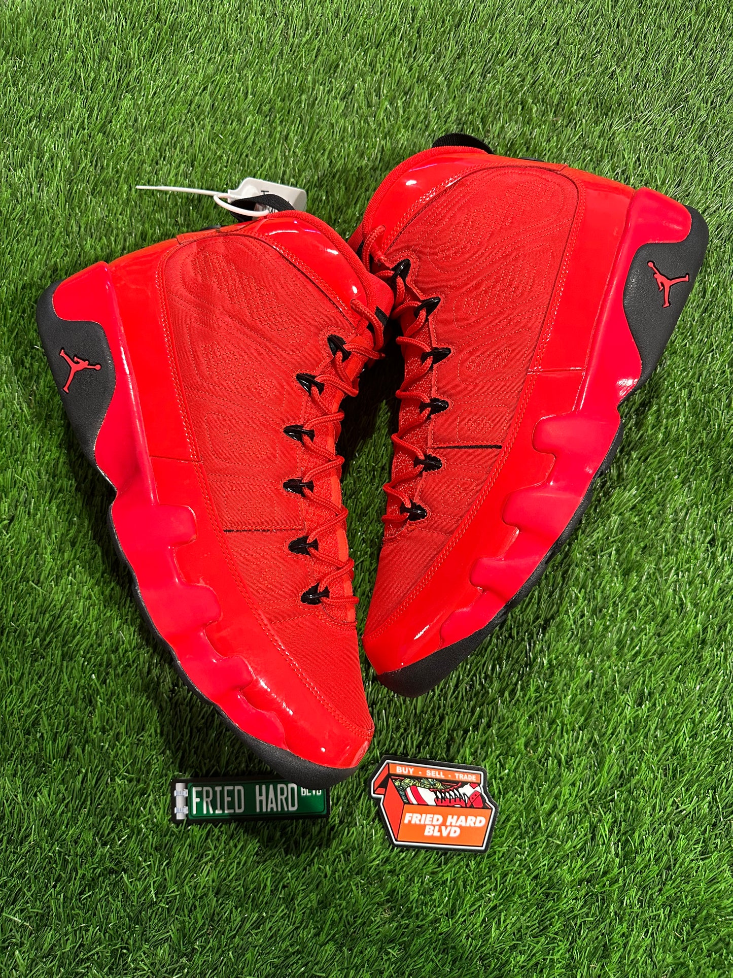 Jordan 9 Retro Chile Red