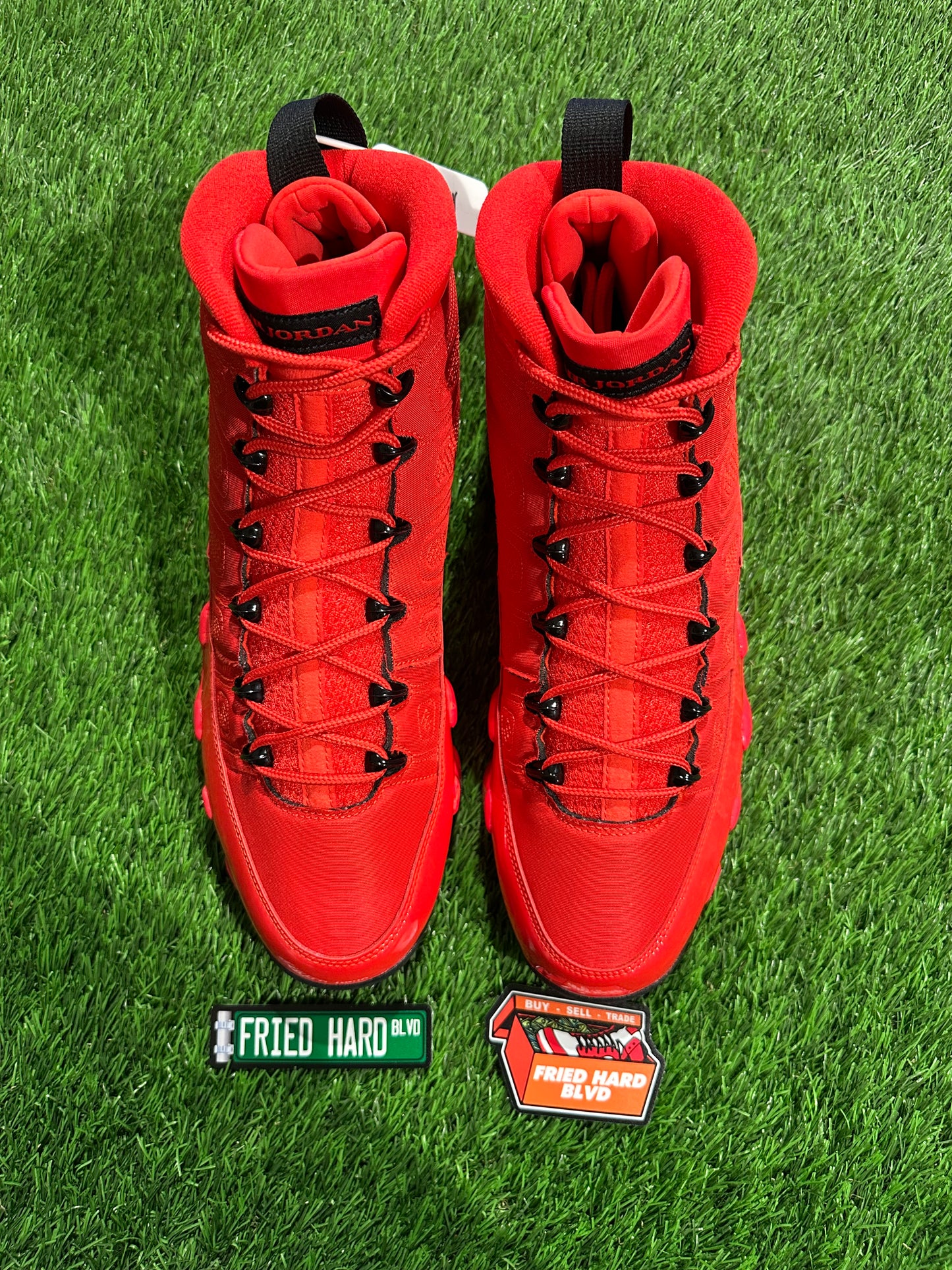 Jordan 9 Retro Chile Red