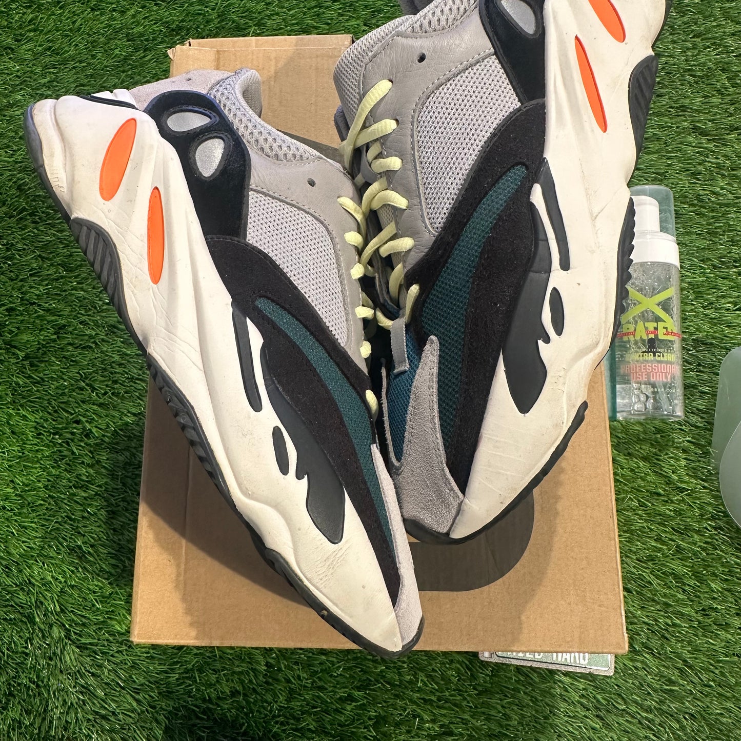 Yeezy Boost 700 'Wave Runner' 2023