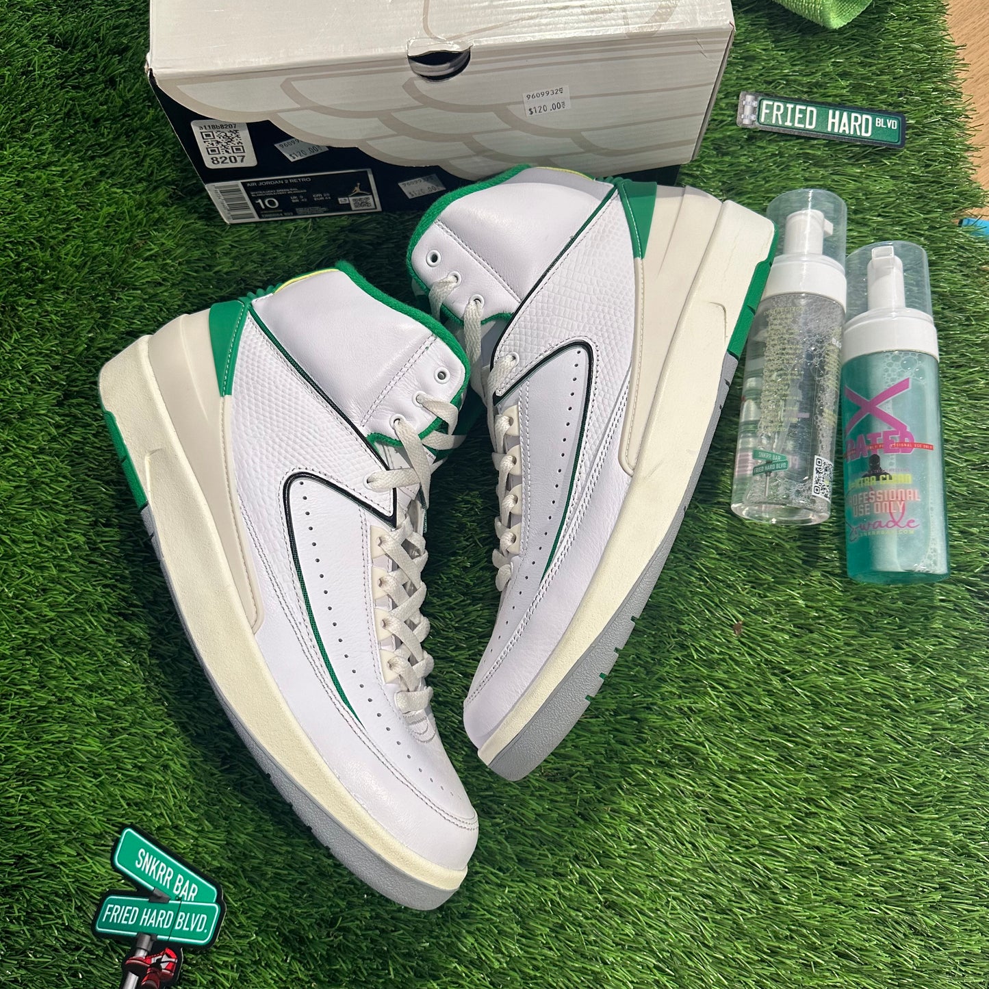 Jordan 2 Retro Lucky Green