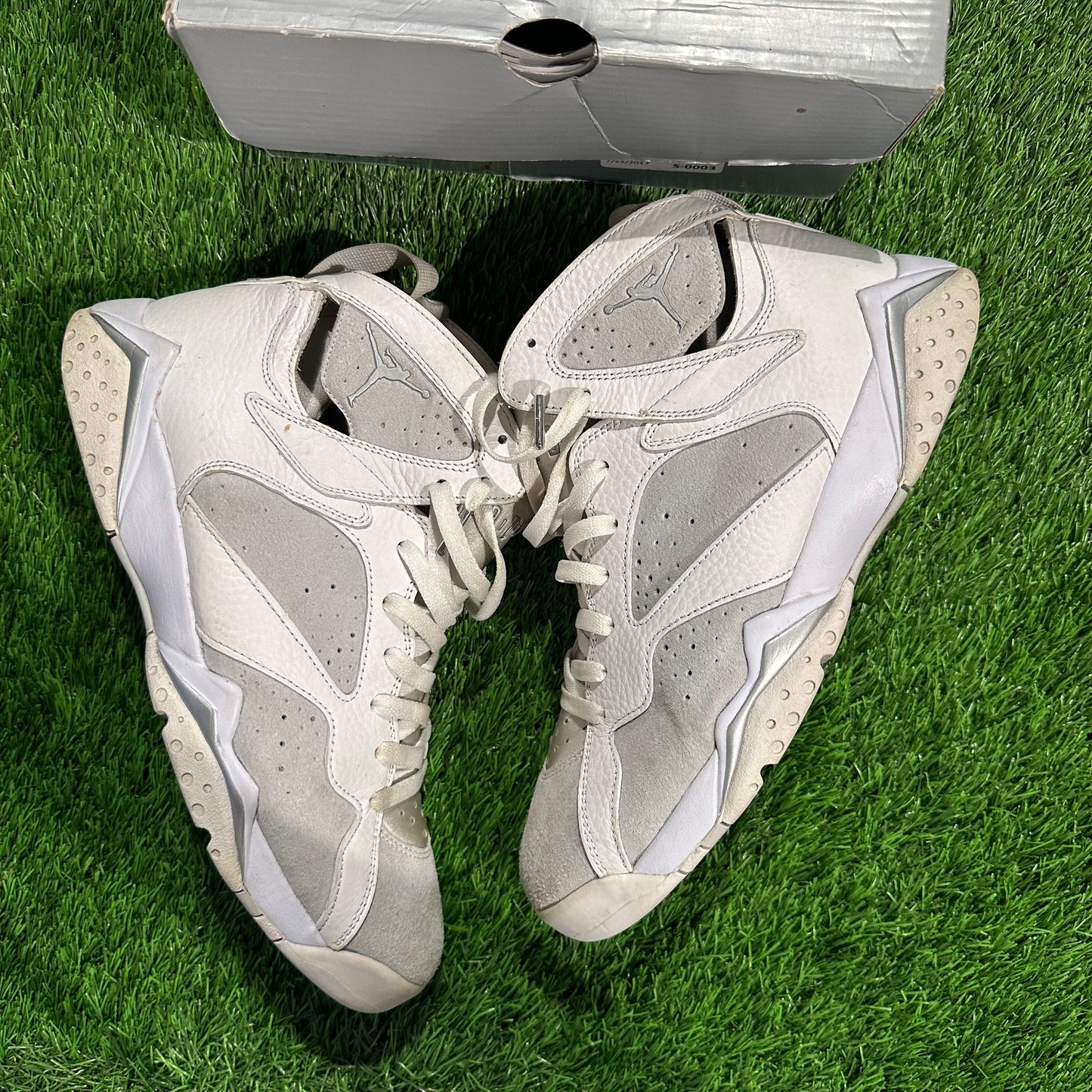 Jordan 7 Retro Pure Platinum