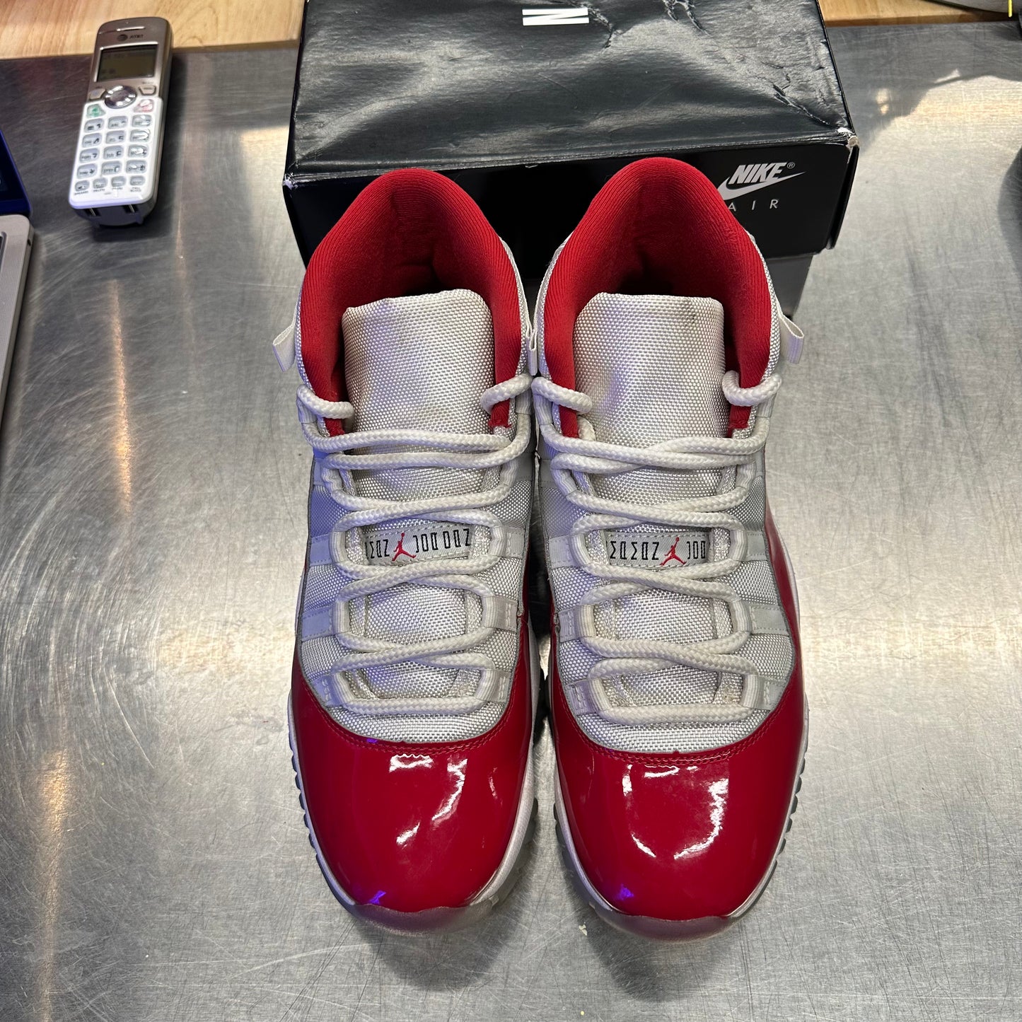 Jordan 11 Retro Cherry (2022)