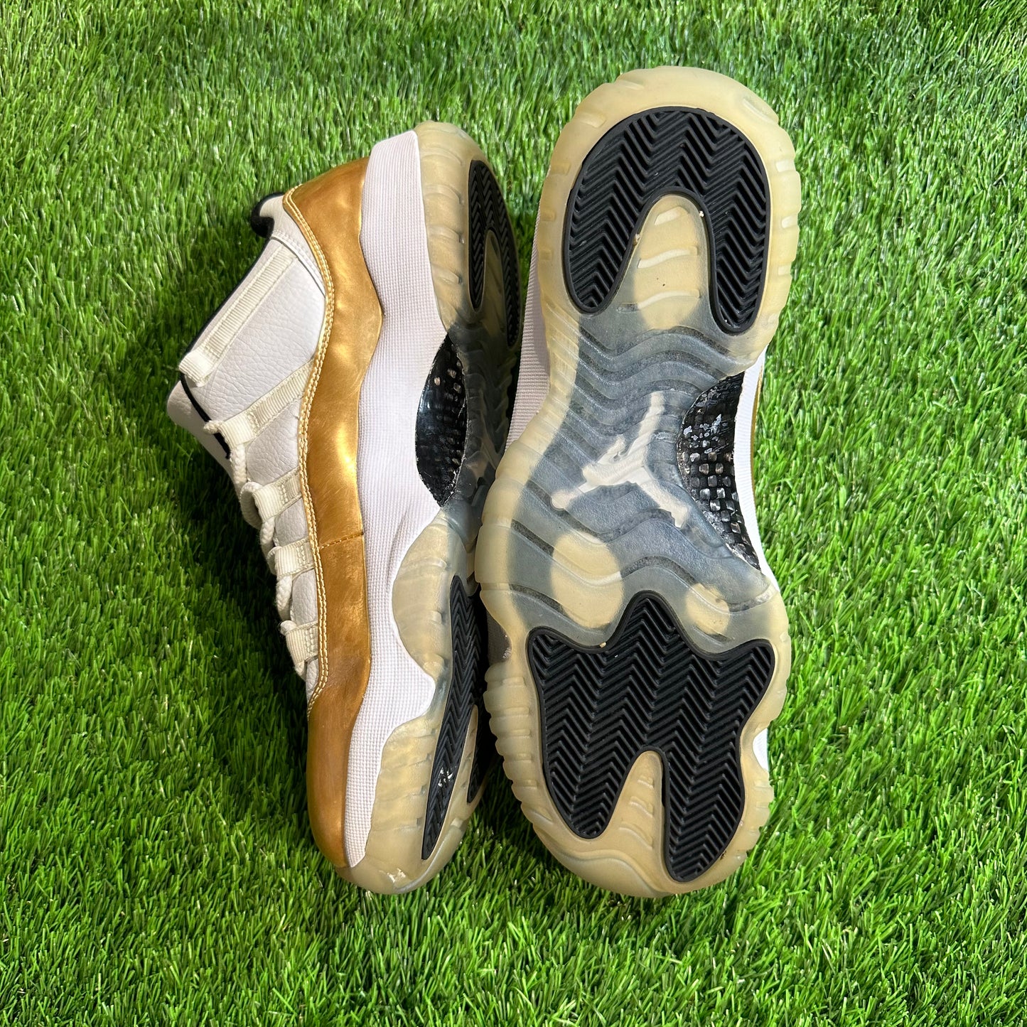 Jordan 11 Retro Low Closing Ceremony