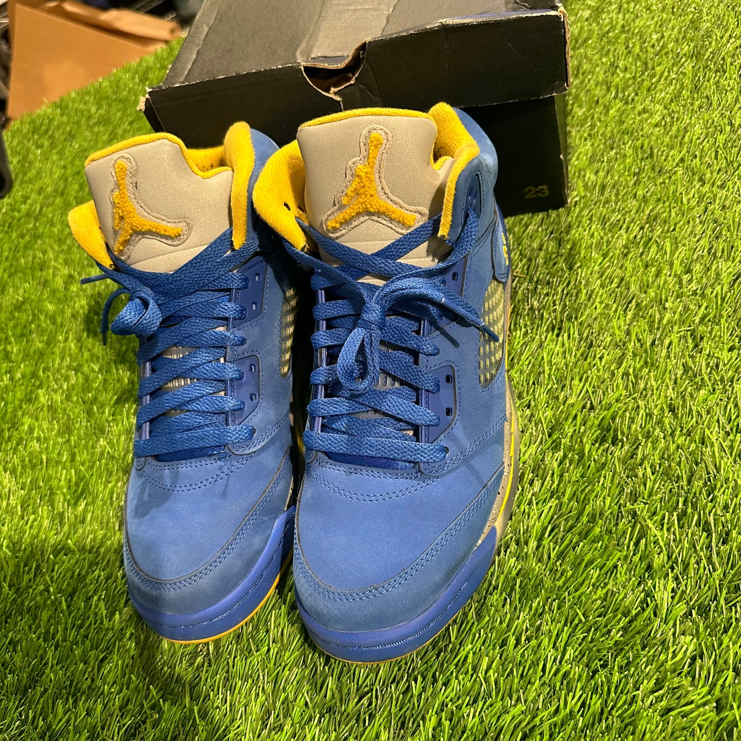 Jordan 5 Retro Laney Varsity Royal (GS)