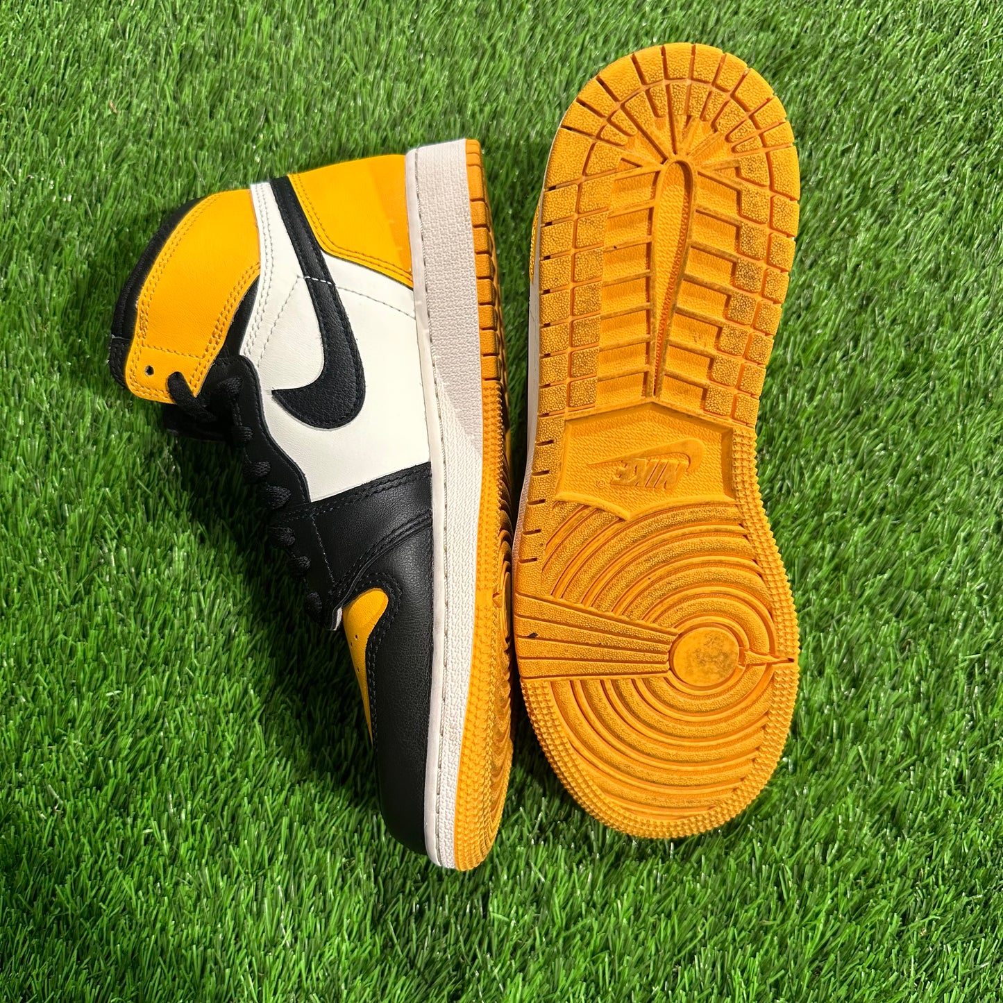 Jordan 1 Retro High OG Taxi (GS)