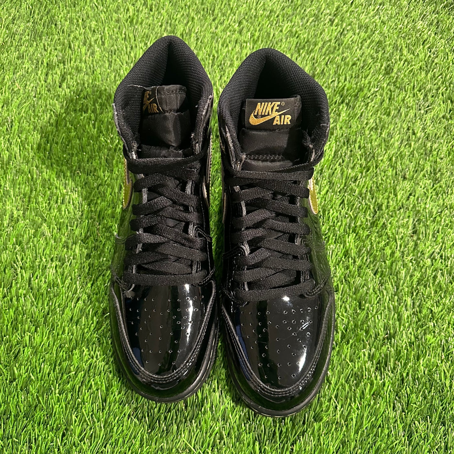 Jordan 1 Retro High Black Metallic Gold (2020) (GS)