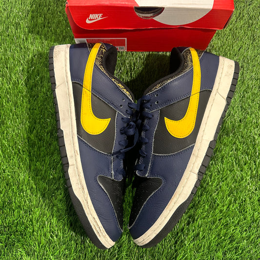 Nike Dunk Low Vintage Michigan