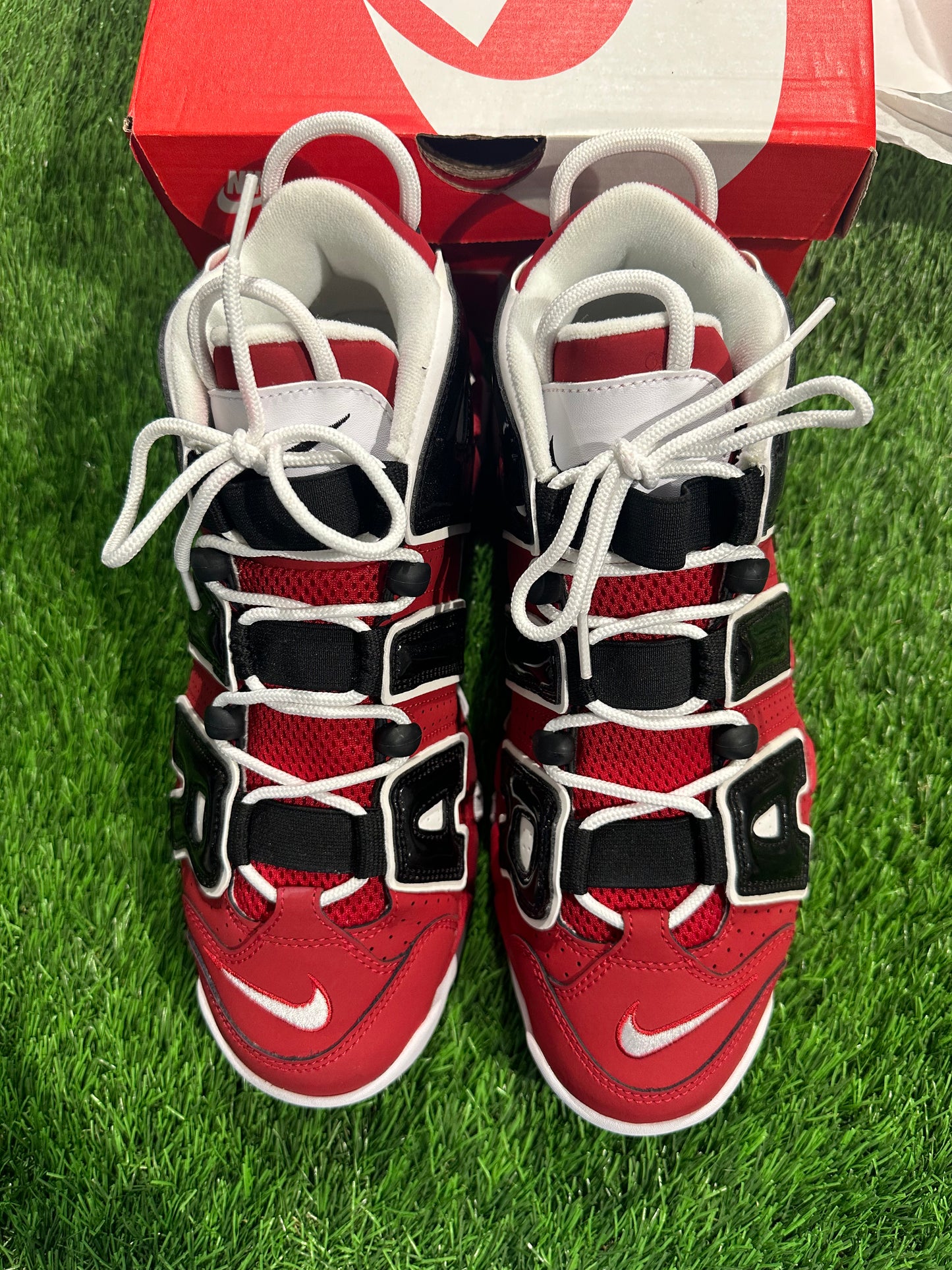 Nike Air More Uptempo Bulls Hoops Pack