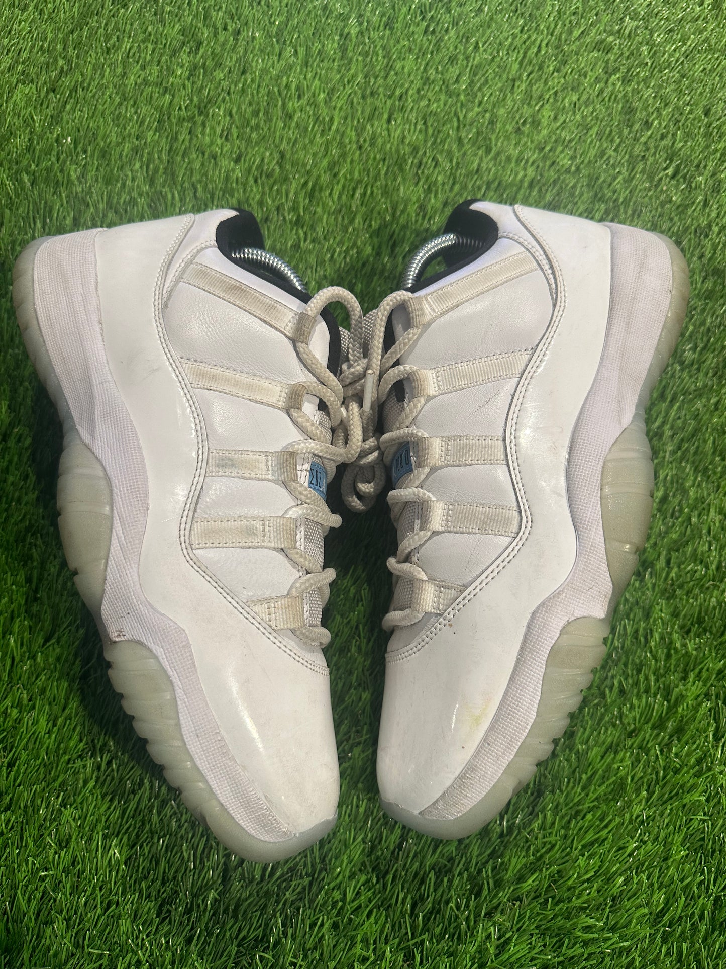 Jordan 11 Retro Low Legend Blue