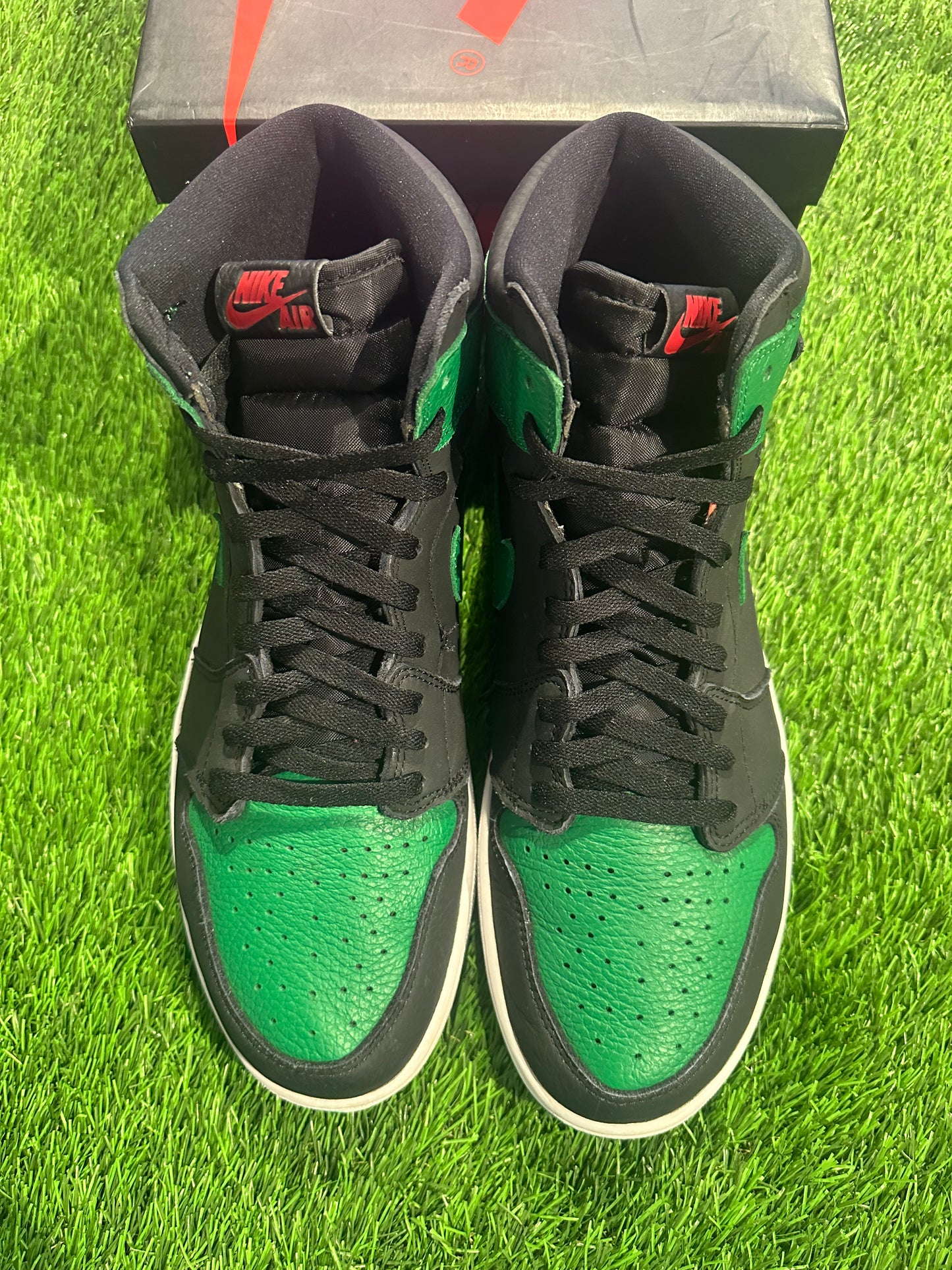 Jordan 1 Retro High Pine Green Black