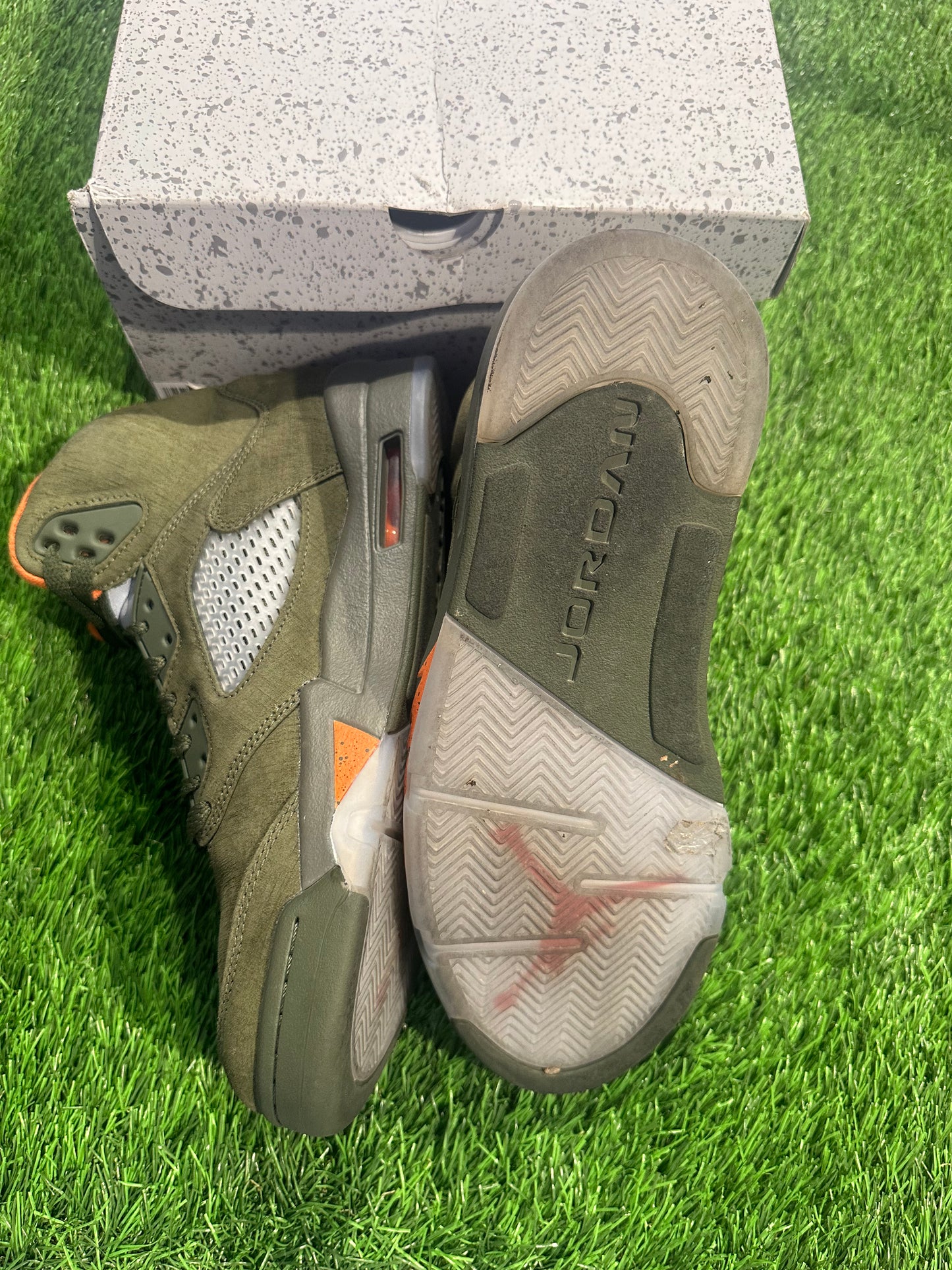 Jordan 5 Retro Olive (2024)