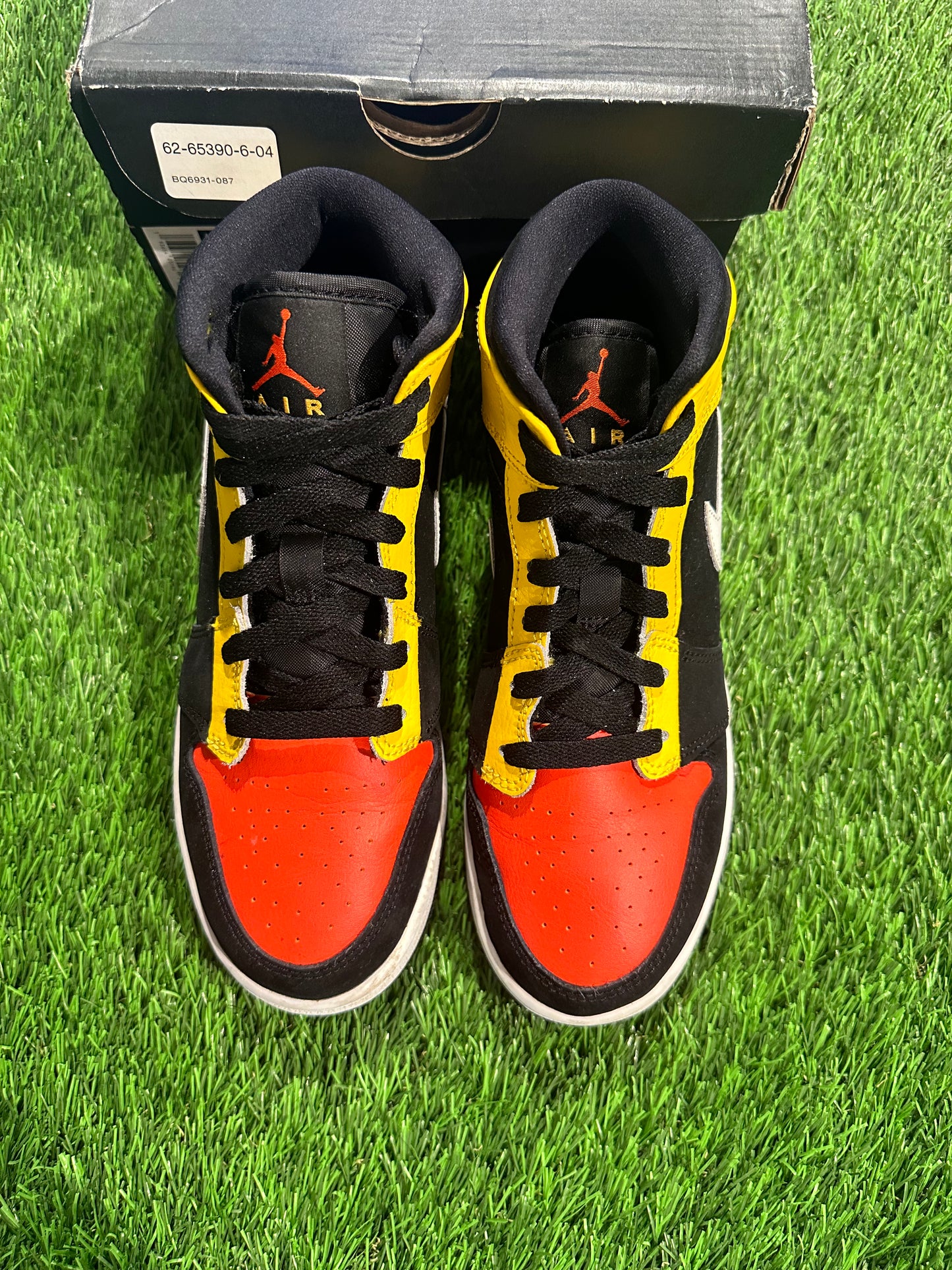 Jordan 1 Mid Black Amarillo Team Orange (GS)